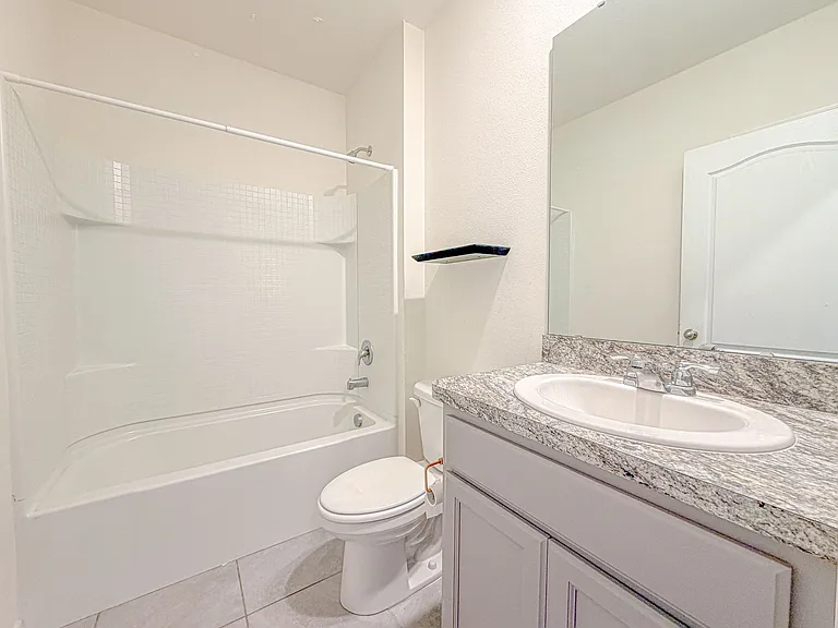 309 Sofia Ln — Photo 12