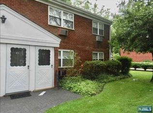 72 Regency Park #72, Ramsey, NJ 07446