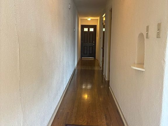 5th image of 223 Solano Dr NE APT B