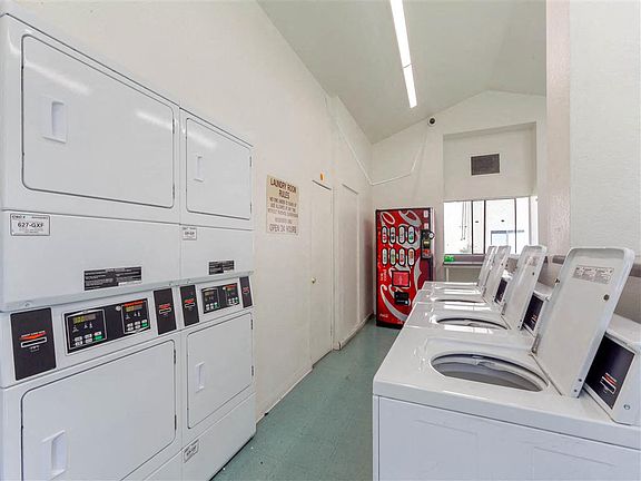 5th image of 150 S Roosevelt Rd APT 2155