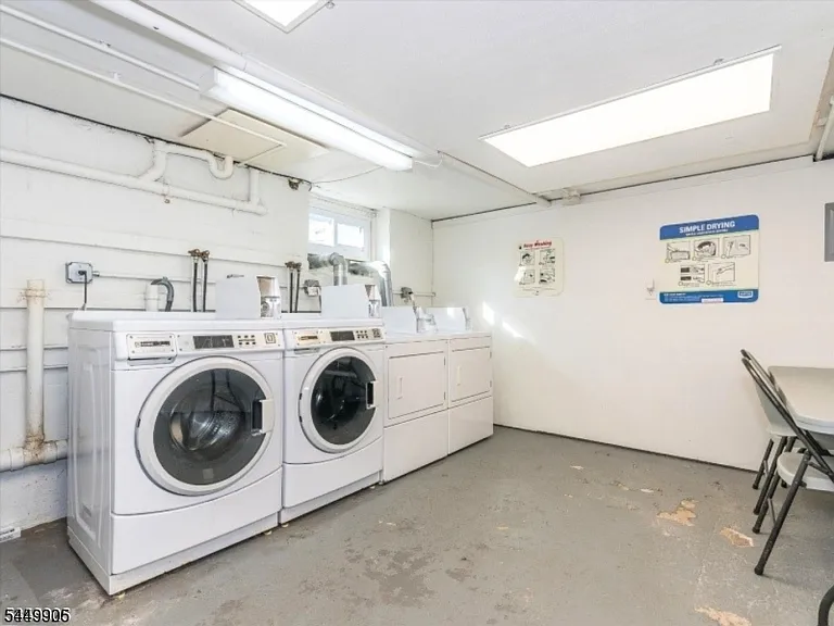 67 Bay St #2L — Photo 12