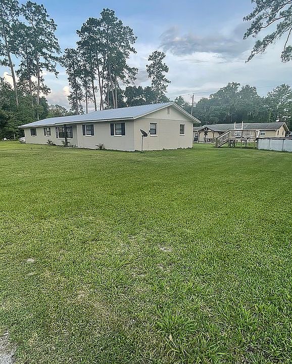 2nd image of 22421 SE 59th Pl