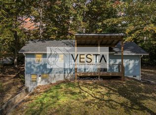 4 Rosemary Rd, Asheville, NC 28806