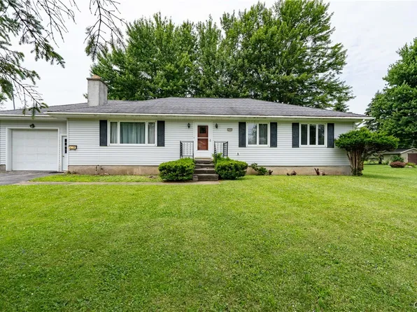 273 Bellew Ave, Watertown, NY 13601