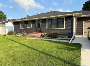 402 Poplar St, Osage, IA 50461