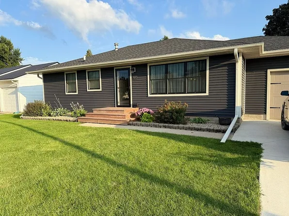 402 Poplar St, Osage, IA 50461