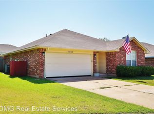 3033 Cavecreek St, Norman, OK 73071
