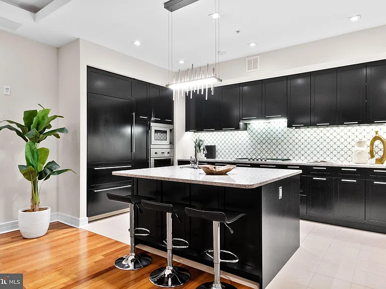 1414 S Penn Sq #30CDE — Photo 8
