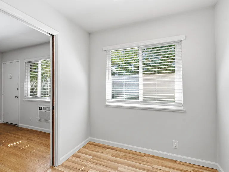 2312 P St #2 — Photo 6