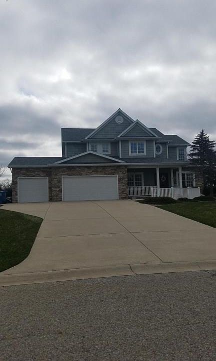 1st image of 3735 Derry Dr