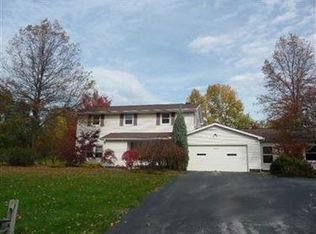 8834 Sherman Rd, Chesterland, OH 44026