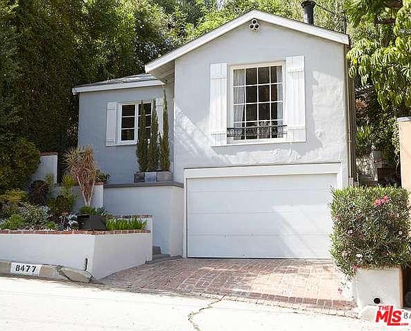 1st image of 8477 Kirkwood Dr