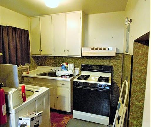5th image of 1512 Carter St