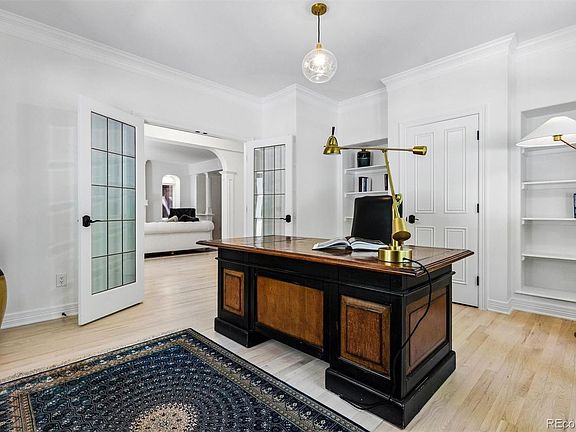 5th image of 996 S Gilpin Street