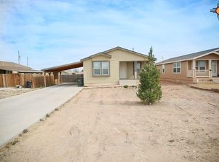 2206 Iris St, Carlsbad, NM 88220