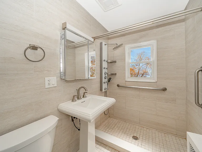 14 Milton Ct #1 — Photo 5