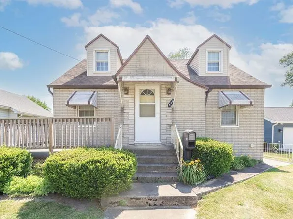 205 S De Witt Pl, Coal City, IL 60416