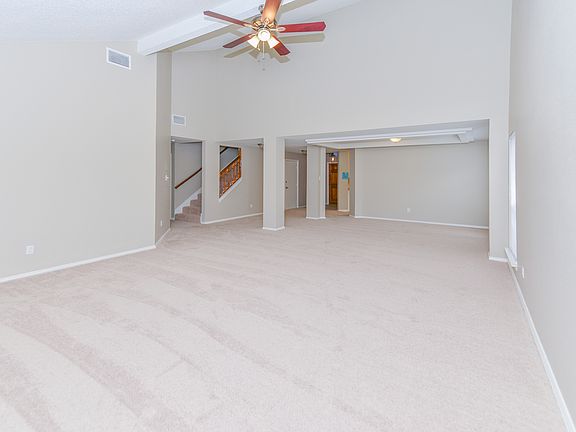 5th image of 737 Rockett Ln