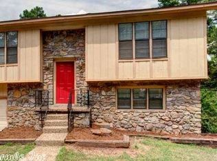 7 Rio Grande Forest Dr, Little Rock, AR 72212