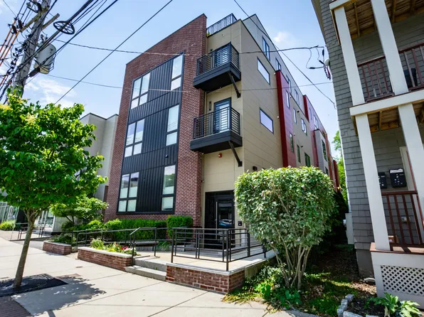 266 Beacon St Unit 1, Somerville, MA 02143