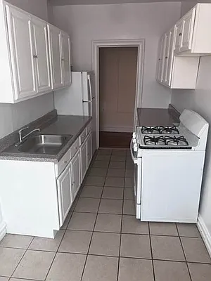 Rented by Queens Apartments Realty LLC | media 6