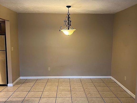3rd image of 3805 Indian Run Dr APT 1