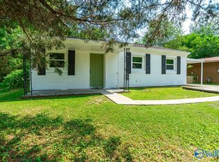 2405 Vining Ave NW, Huntsville, AL 35810