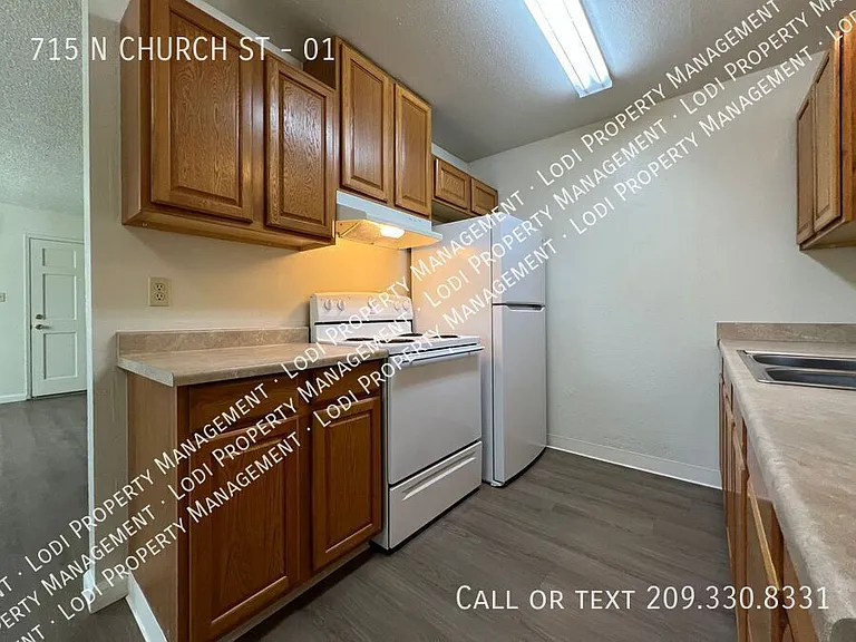 715 N Church St #1 — Photo 7