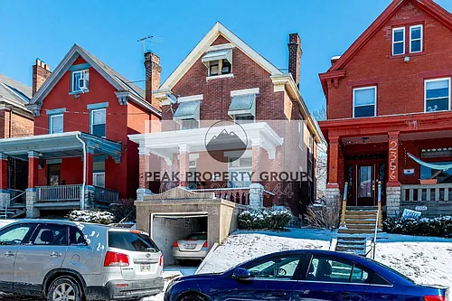 2358 Stratford Ave Photo 1