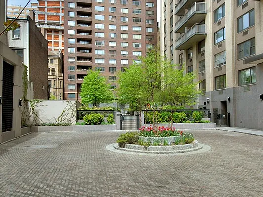 Sold by Sotheby's International Realty | media 24