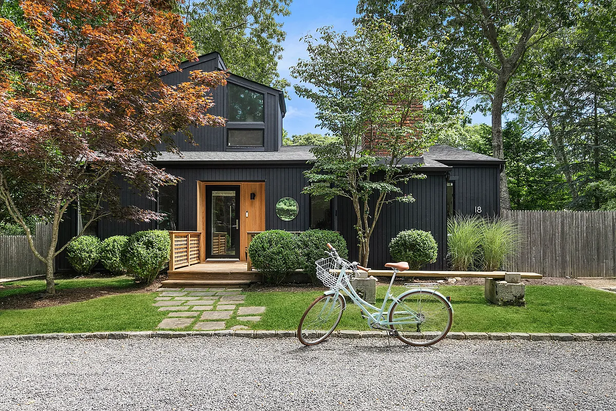 Building Photo - 18 Scallop Ave