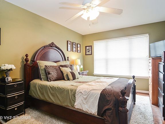 5th image of 1390 E Baronet Ln #421
