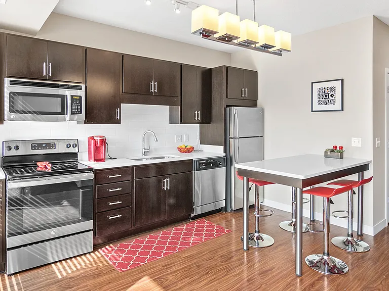 Red 20 Apartments — Photo 12