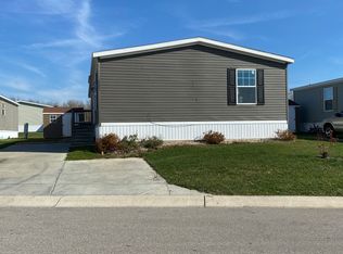 2057 Jaden Ln #281, Greenwood, IN 46143