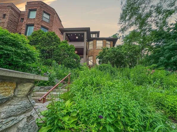 331 Ramsey St #1, Saint Paul, MN 55102