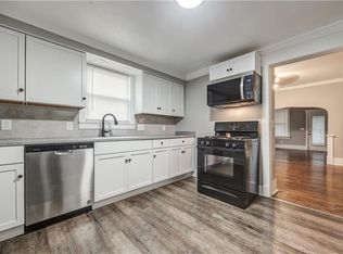 814 Columbia Ave, Leavenworth, KS 66048