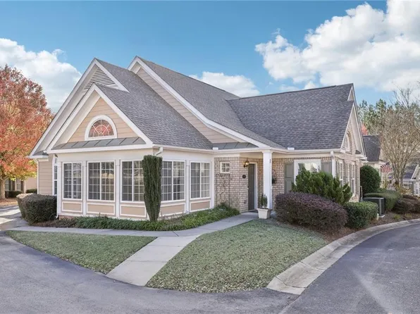 6111 Malloway Ct, Cumming, GA 30041