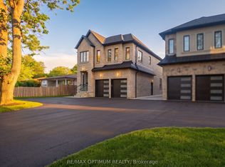 30 McLaughlin Rd N, Brampton, ON L6X1Y7