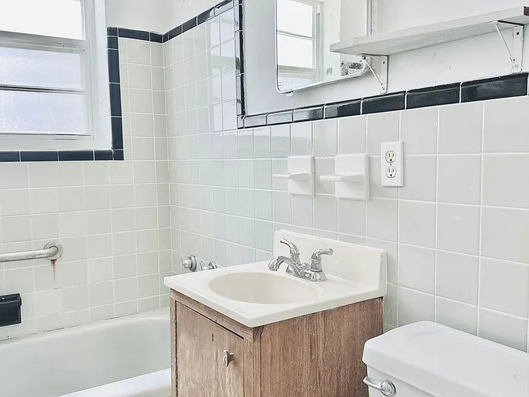 1604 Bay Rd — Photo 10