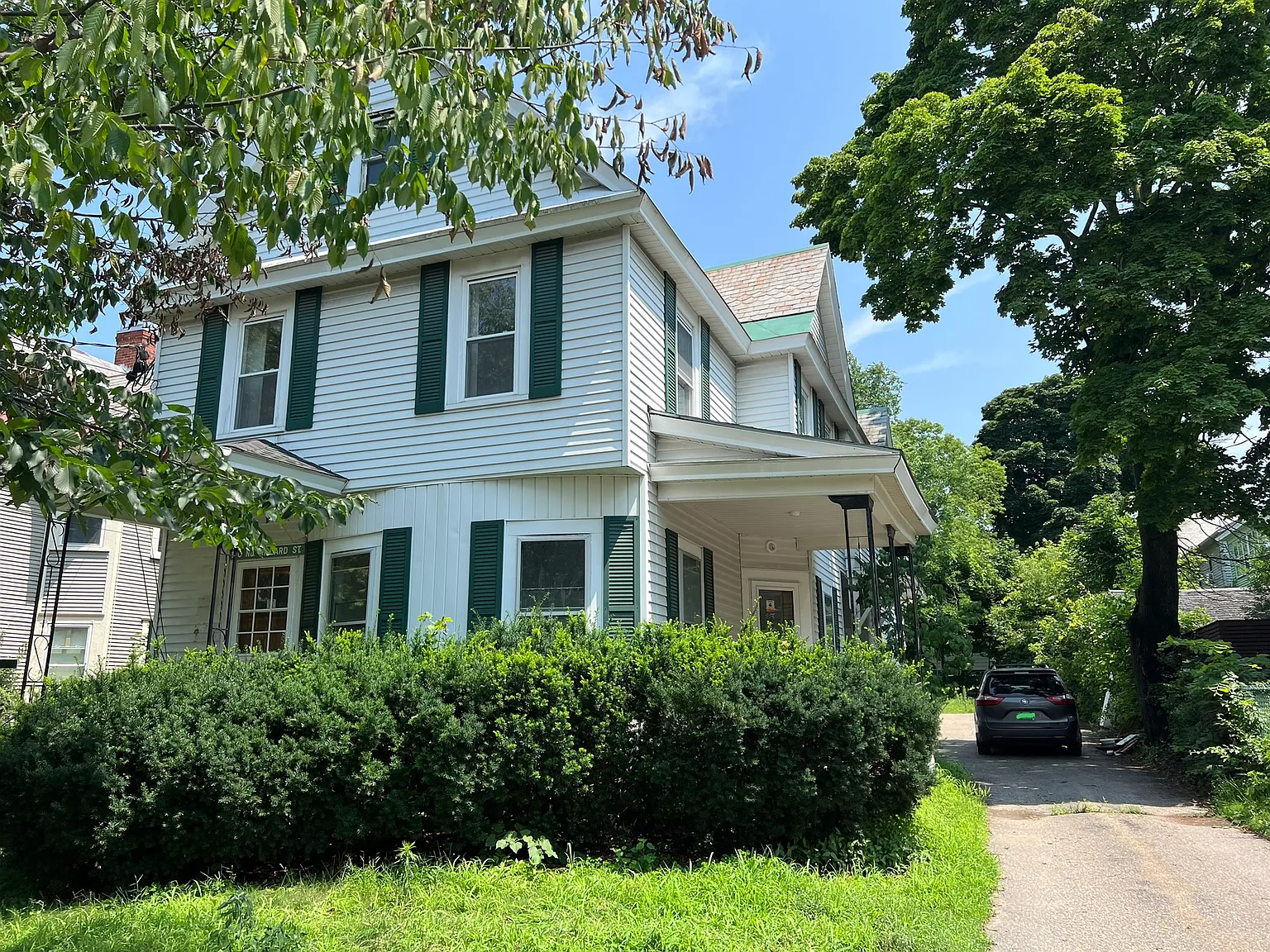 N Willard St, Burlington — Photo 1