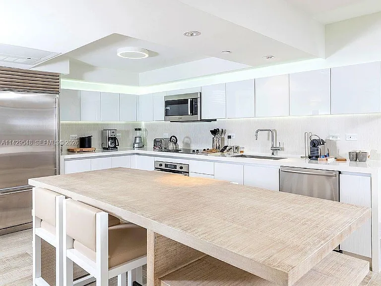102 24th St #1006 — Photo 11