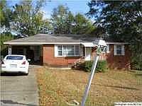 1st image of 1615 Woodland Dr