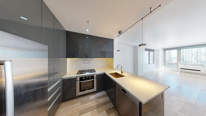 Rented by Iryna Ferenets, LREB | media 12