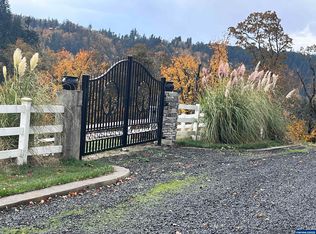 4555 Lobo Ln NE, Silverton, OR 97381