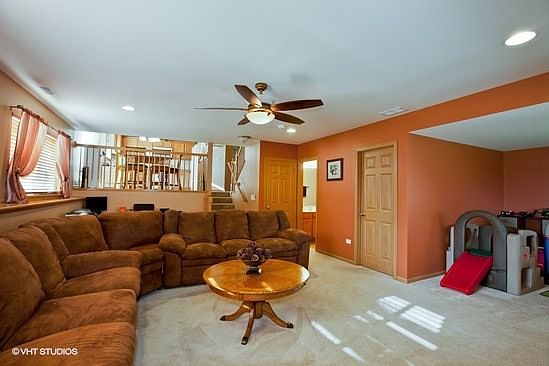 5th image of 406 Stockton Dr