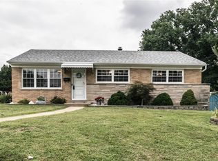 5813 Crossmont Dr, Saint Louis, MO