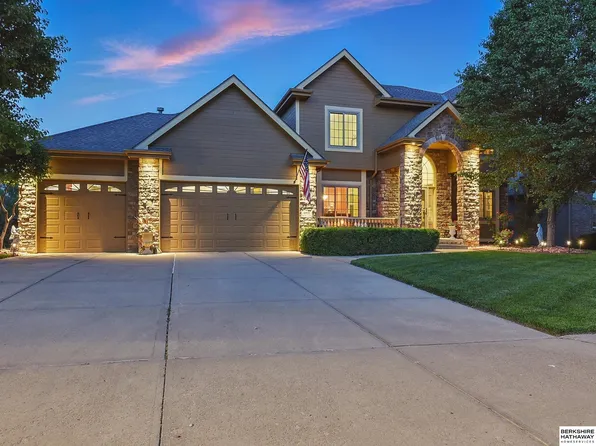 6111 S 194th Ave, Omaha, NE 68135