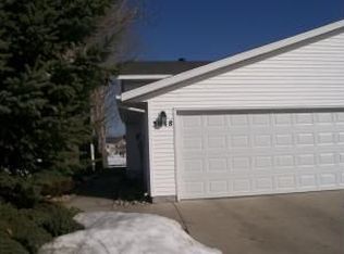 3048 18th St S, Fargo, ND 58103