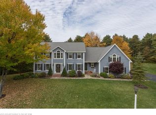 24 Twin Ponds Dr, Falmouth, ME 04105