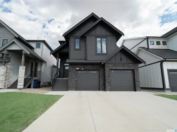 916 Feheregyhazi BOULEVARD, Saskatoon, SK S7W 1E1